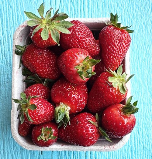 Strawberries 1 pint Basket